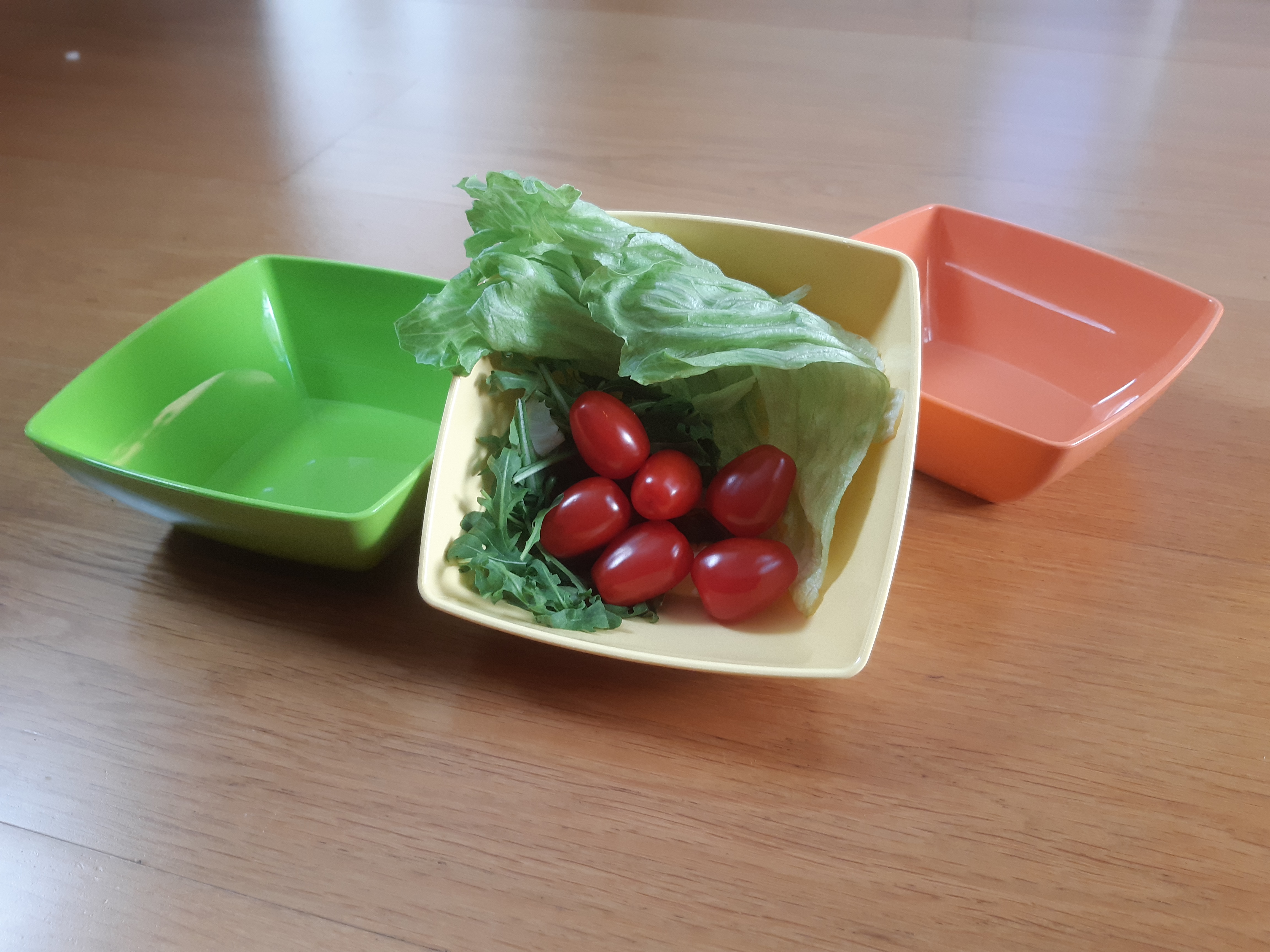 Salátová miska 14x14 cm zelená