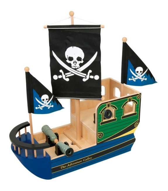 Dřevěná pirátská loď Lebka